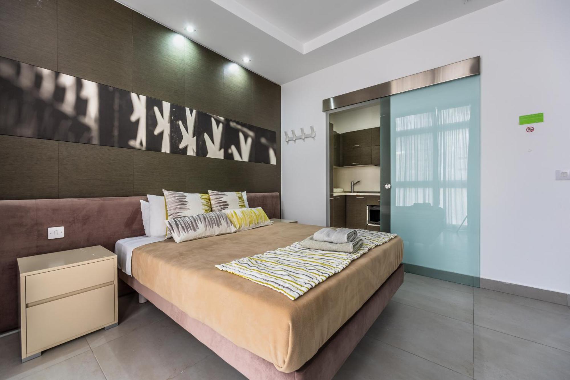Jules Suites Saint Julian's Dış mekan fotoğraf
