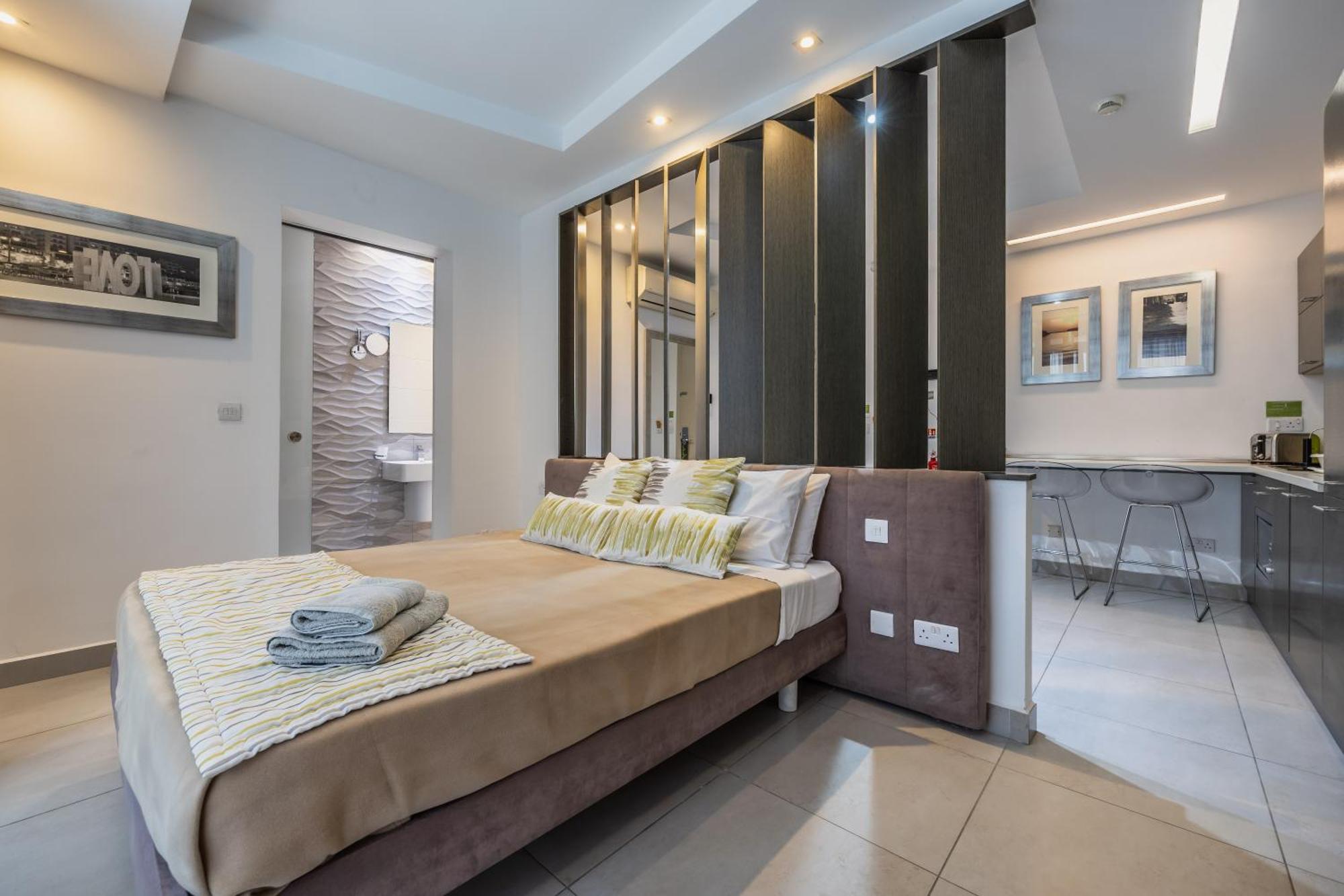 Jules Suites Saint Julian's Dış mekan fotoğraf