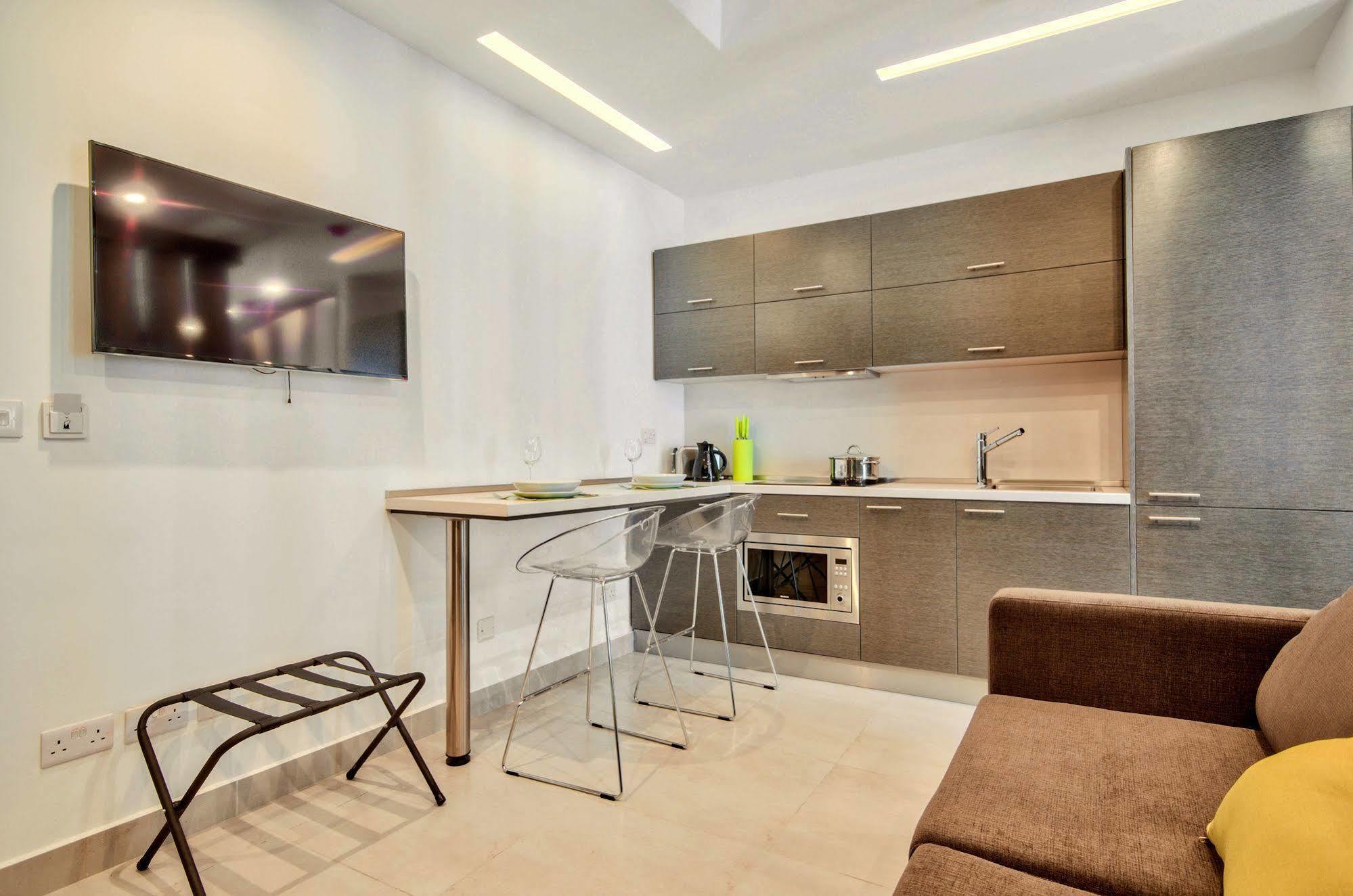 Jules Suites Saint Julian's Dış mekan fotoğraf