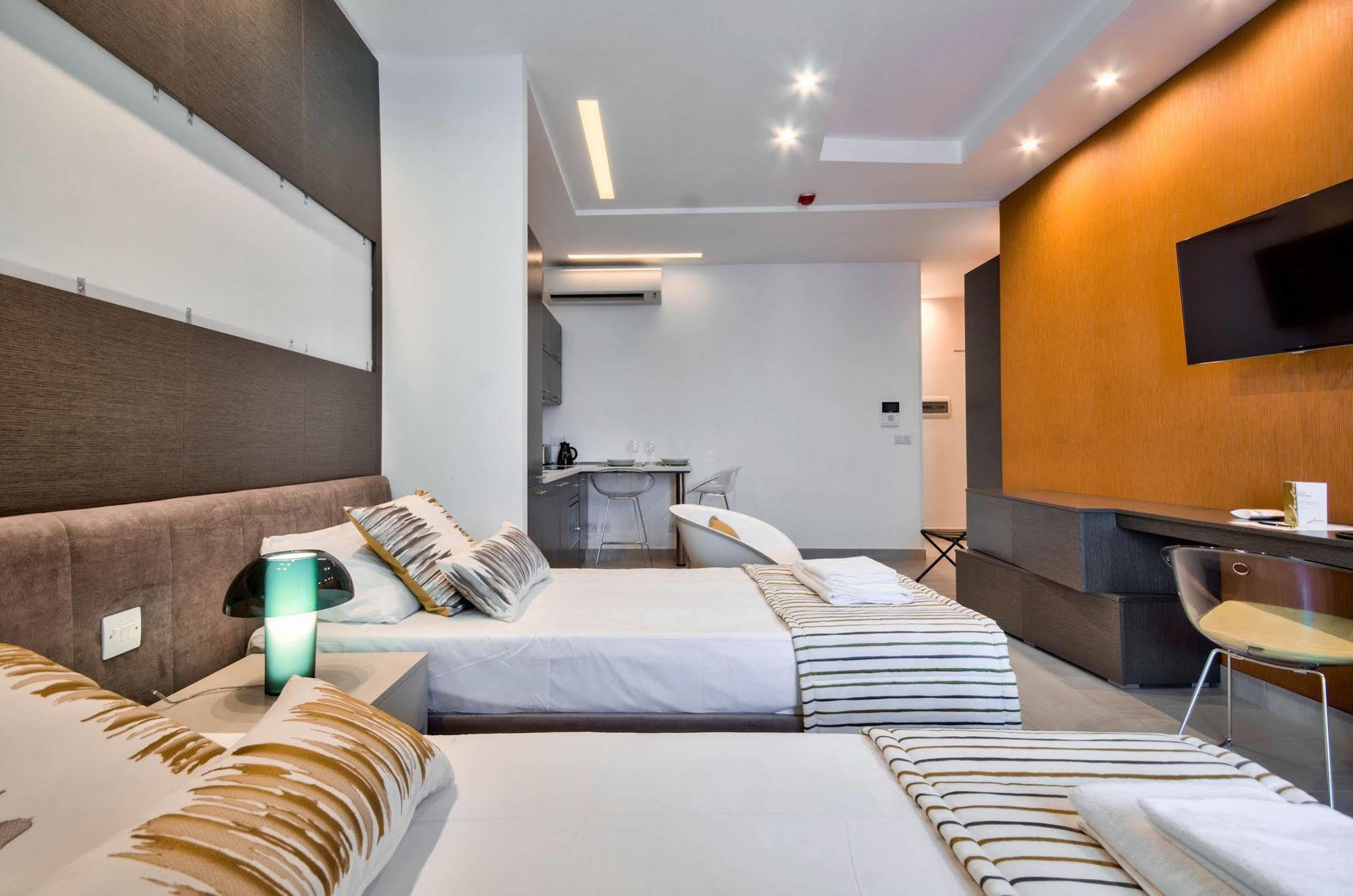 Jules Suites Saint Julian's Dış mekan fotoğraf